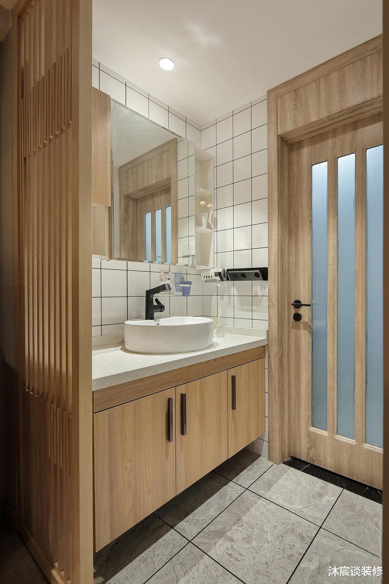 |30岁姑娘把家装得清爽淡雅，氛围很温馨，邻居纷纷称赞：住着舒服