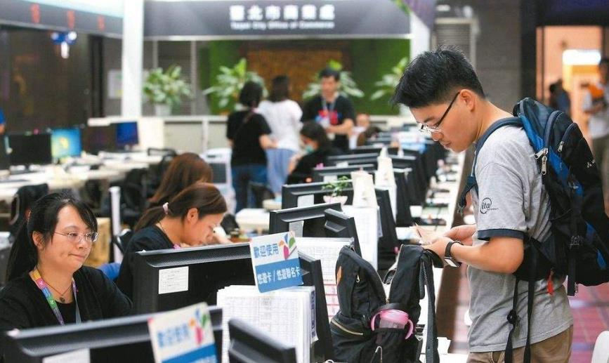 退休金|“正科级公务员”退休工资有多少？工龄达到40年，有希望拿这个数