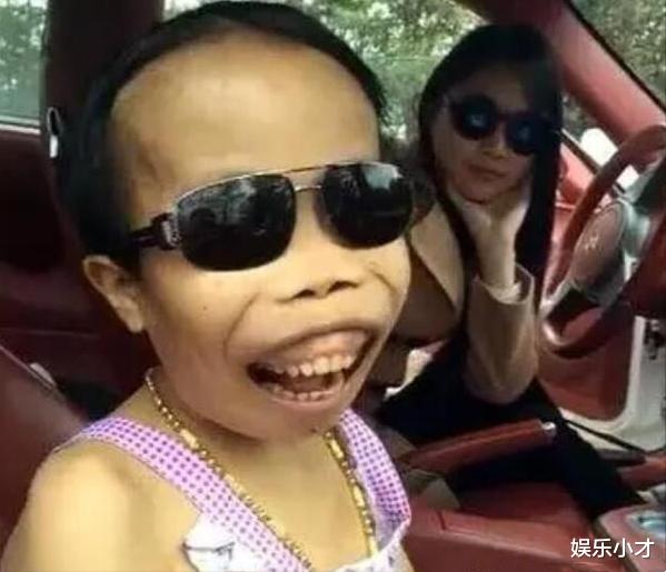 陈山|“龅牙怪”陈山的覆灭史:曾经的“卖丑”网红鼻祖,如今凄惨异常