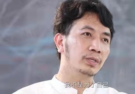 旭说心语|林生斌父亲发文求放过，记者律师齐上阵打脸：再敢撒谎等着挨锤