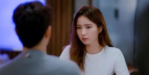 申世景|“收视毒药”申世景：出道20年仍是不温不火，演技是最大的硬伤！