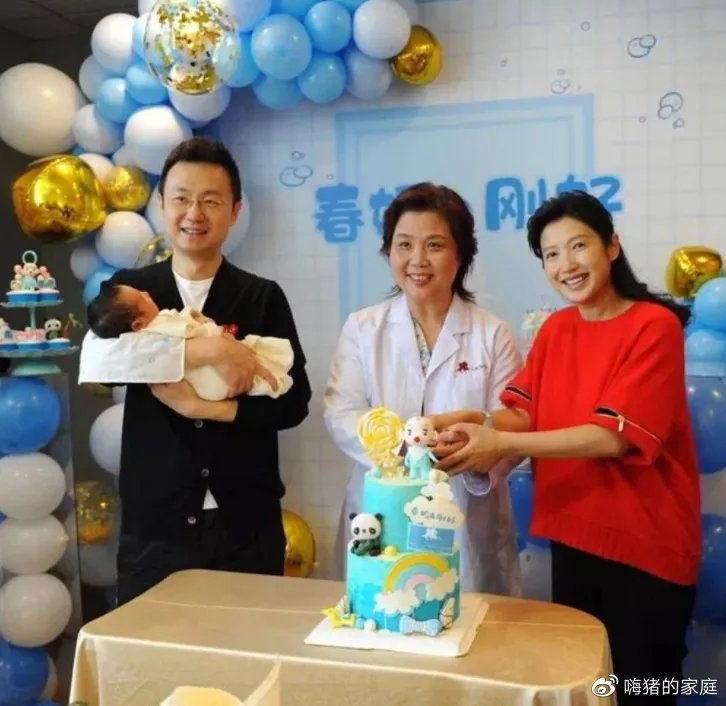 春妮|与前夫丁克8年,二婚嫁给央视名嘴后:没想到,她活成这样了