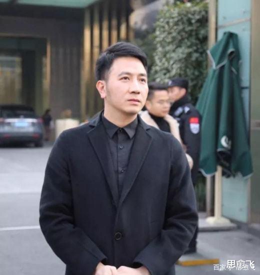思愈飞 男子把孩子脸抹黑卖惨博眼球被传唤：想要用欺骗的方式引流，就要付出代价