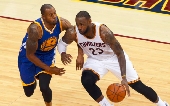 琼斯|决定湖人勇士大战胜负的3大因素：中锋，新伊戈达拉，库里终结者