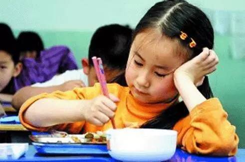 哑铃妈妈|孩子“1到18岁”身高参照表出炉，你家娃今年的身高达标了吗？