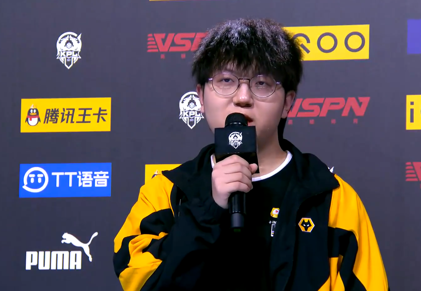 狼队|狼队3-2战胜MTG,和谁都是五五开,妖刀赛后自黑,追忆1874的云中君