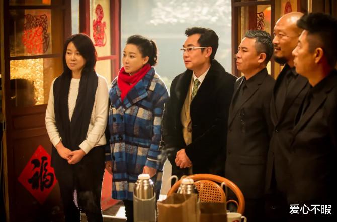 爱心不暇|《过年好》：众多老戏骨出演，笑中带泪的春节记事
