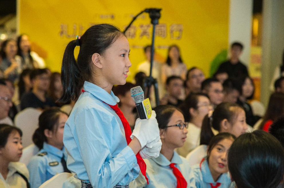 上海市|上海一幼儿园学生的简历火了，比大学生履历都丰富，家长心疼孩子