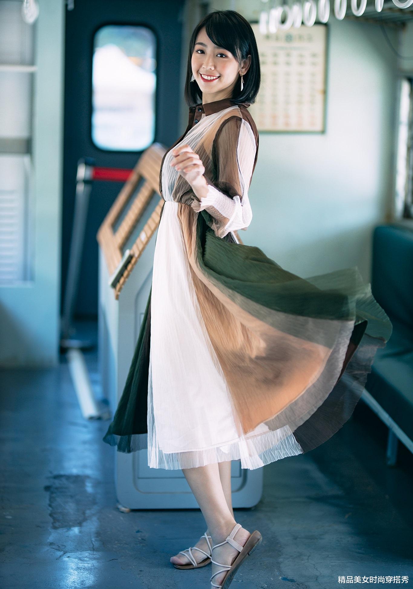 王静|衬衫裙清新脱俗，搭配一双平底鞋，不管是职场还是日常都非常适合