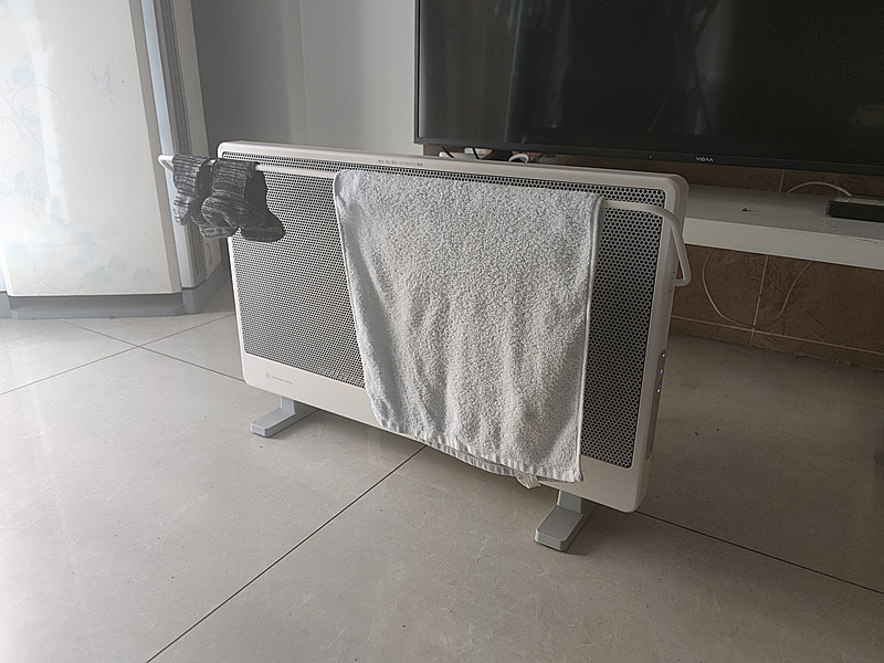 松下|石墨烯快取暖黑科技，智米再次引领电暖器新风尚