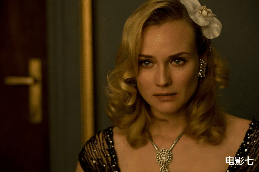 昆汀|上映仅1天被禁，删减后依旧经典，这部好莱坞R级片，揭露美国社会的丑态