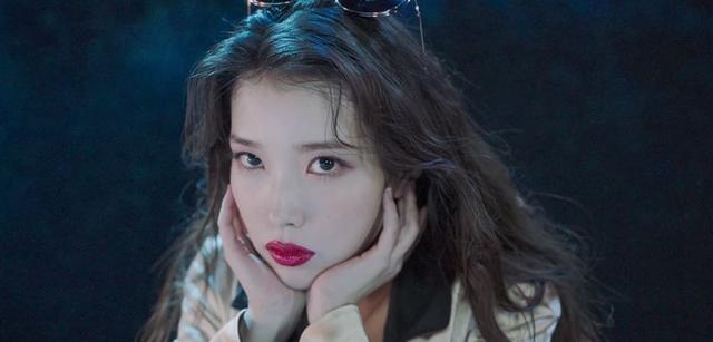 华晨宇|IU亲弟入伍遭曝身份，姐弟长超像藏不住了，引粉丝热烈讨论