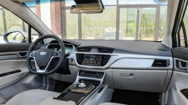 百哥曰|应景的话题:七夕的礼物,我的女神开啥车?