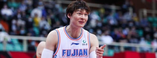 王哲林|李春江点名引进王哲林，张兆旭、宗赞或加盟福建