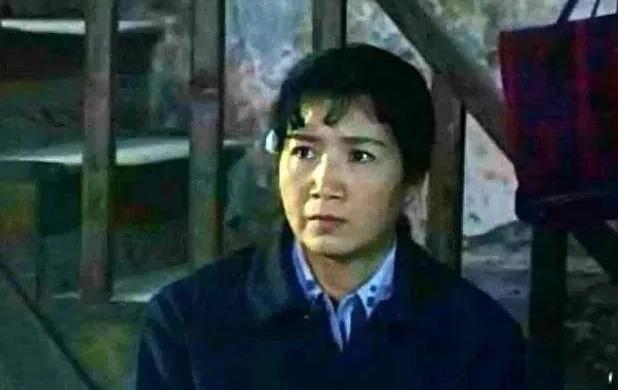 曹翠芬|张艺谋断言她“红不了”，不信命的她，终在74岁随赵丽颖而走红