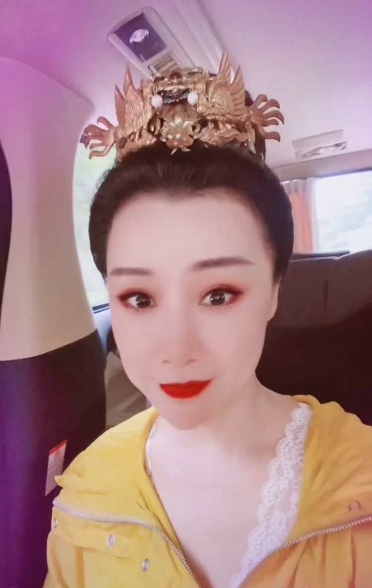 少年黄飞鸿|《少年黄飞鸿》播出19年，女主演们颜值都崩了，不是发福就是变脸了