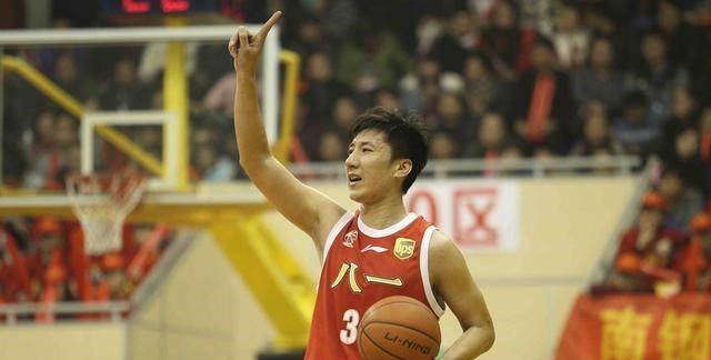 四川男篮|恭喜！CBA35岁老将签下顶薪合同，渴望拿到一座总冠军