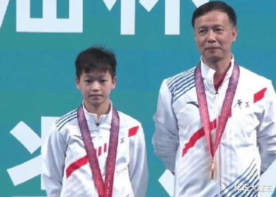 全红婵 全面保护全红婵！为迎接全红婵荣归故里，老家设卡检查，太有排面