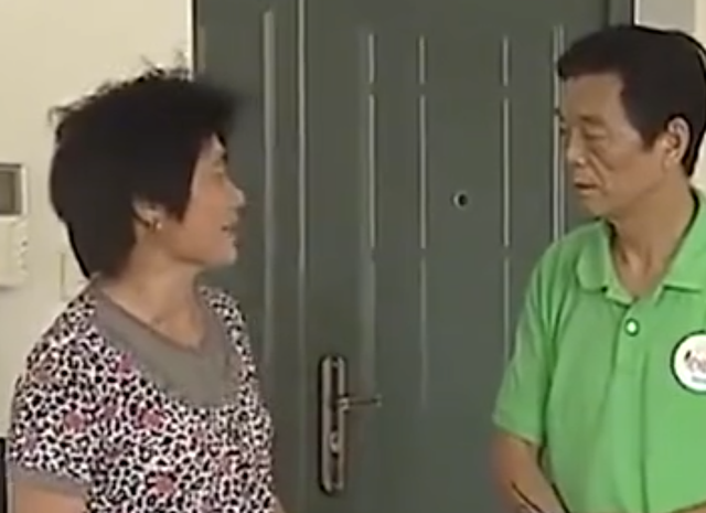 教育为本|辛苦养大的儿子,却偷偷学别人去赌博,欠下天价赌债跪求父母原谅