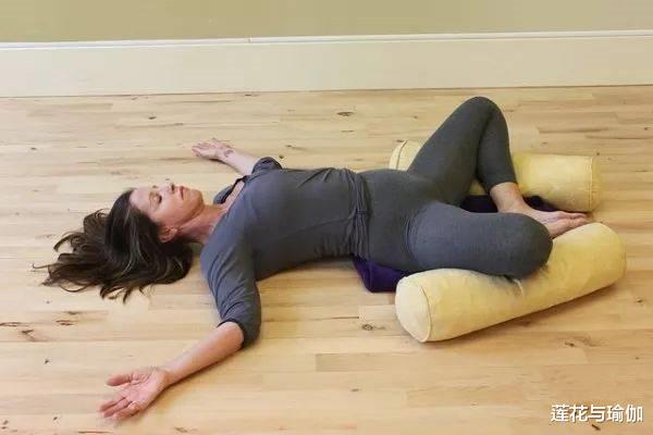 黄芪|注重保养的女性,睡前都在做这几件事,舒筋活络,安定心神