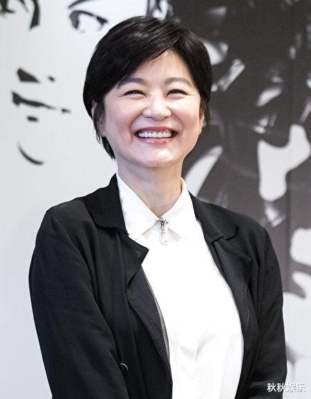 林青霞|67岁大寿巨钻耀眼，住700平豪宅，输了爱情后林青霞真的快乐吗