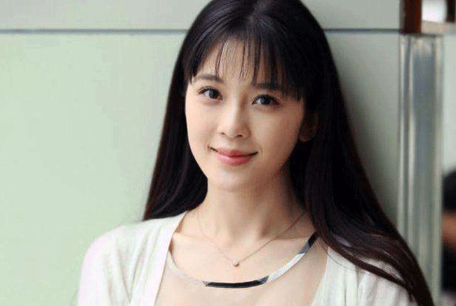 刘学义|欢瑞艺人也“撞脸”，赵樱子撞脸田海蓉，成毅刘学义撞脸人气小生