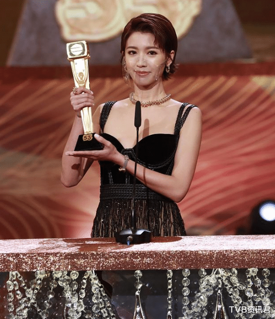 凤凰传奇|被曝一脚踏两船！TVB视后不满港媒扭曲事实，霸气反击句句有骨