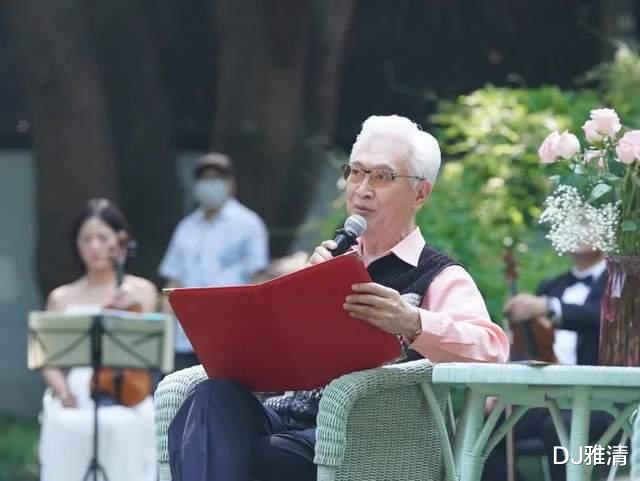 王菲|68岁龚雪80岁达式常近照曝光,老艺术家们神采奕奕,65岁奚美娟真漂亮