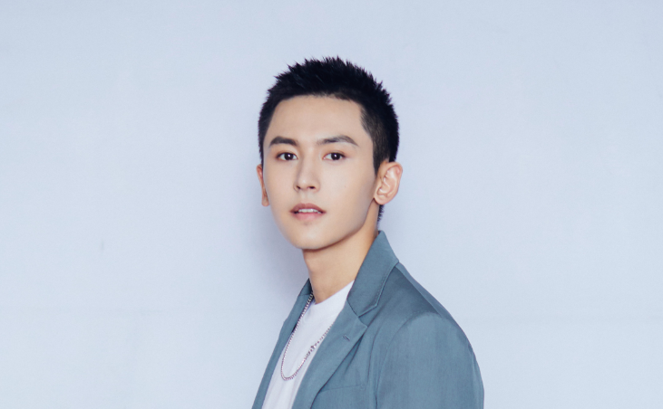 美人为馅|《美人为馅》8位演员，2位小红3位红成一线，可这位从神坛跌落