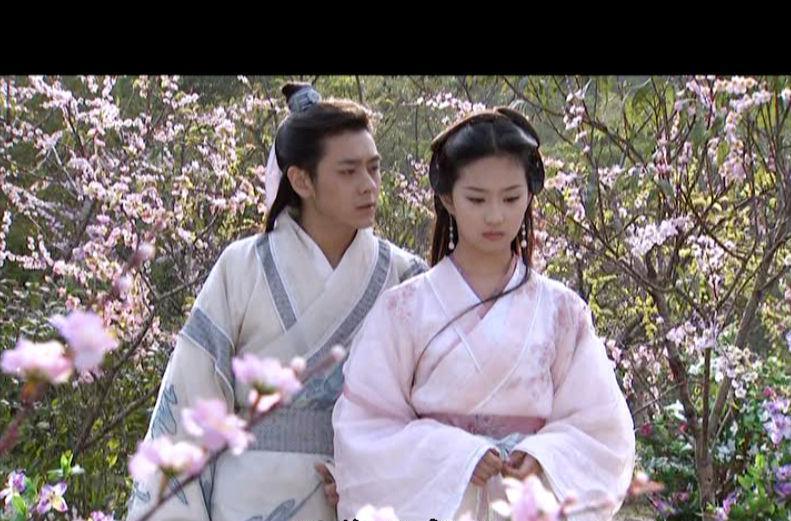 刘亦菲|“神仙姐姐”人设崩塌，网友调侃：没想到你是这样的刘亦菲