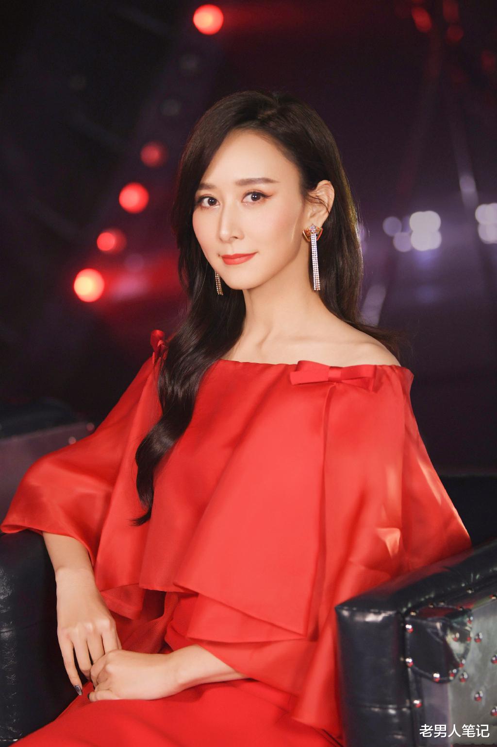 老男人笔记 胡静，一个有故事的姐姐，如燕轻舞乘风而来