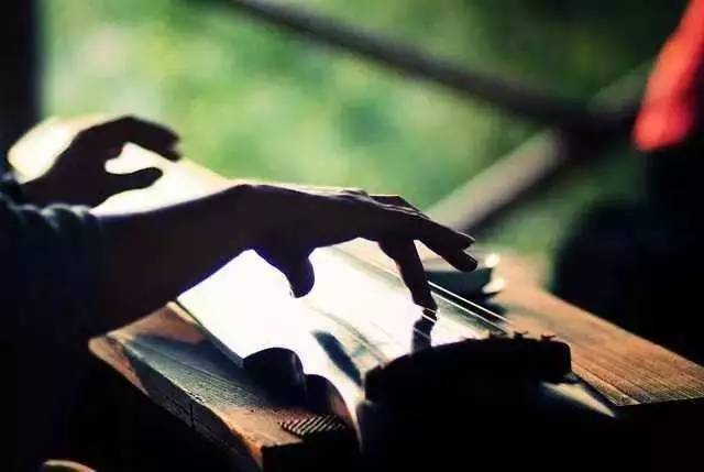 汉服资讯古装文化 此曲只应天上有!被航天员王亚平带上太空的,该不会是这种乐器?