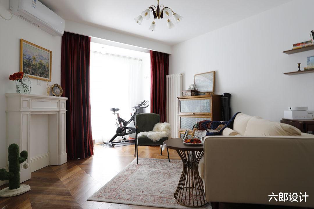 |她的77平现代风一居，简约精致时尚轻奢，布局太完美了，佩服！