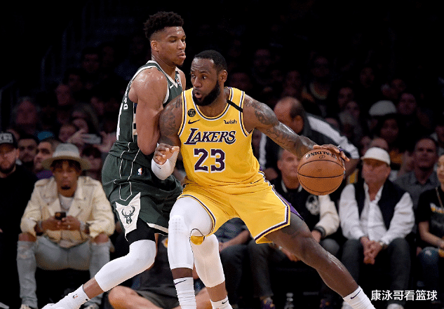 湖人队|湖人逆转领先雄鹿！詹姆斯三巨头41+7+8，字母哥三巨头36+9+5