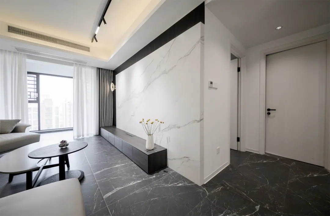 120㎡黑白灰三居，业主喜欢的高级范