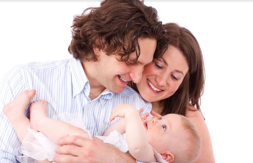 兜妈爱叨叨|老公月收入多少，女人才敢做全职妈妈？听听她们的现身说法