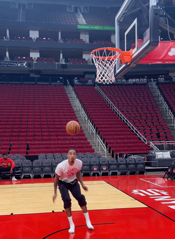 史蒂芬森|退役又火速復(fù)出！什么！教練正在熱身......