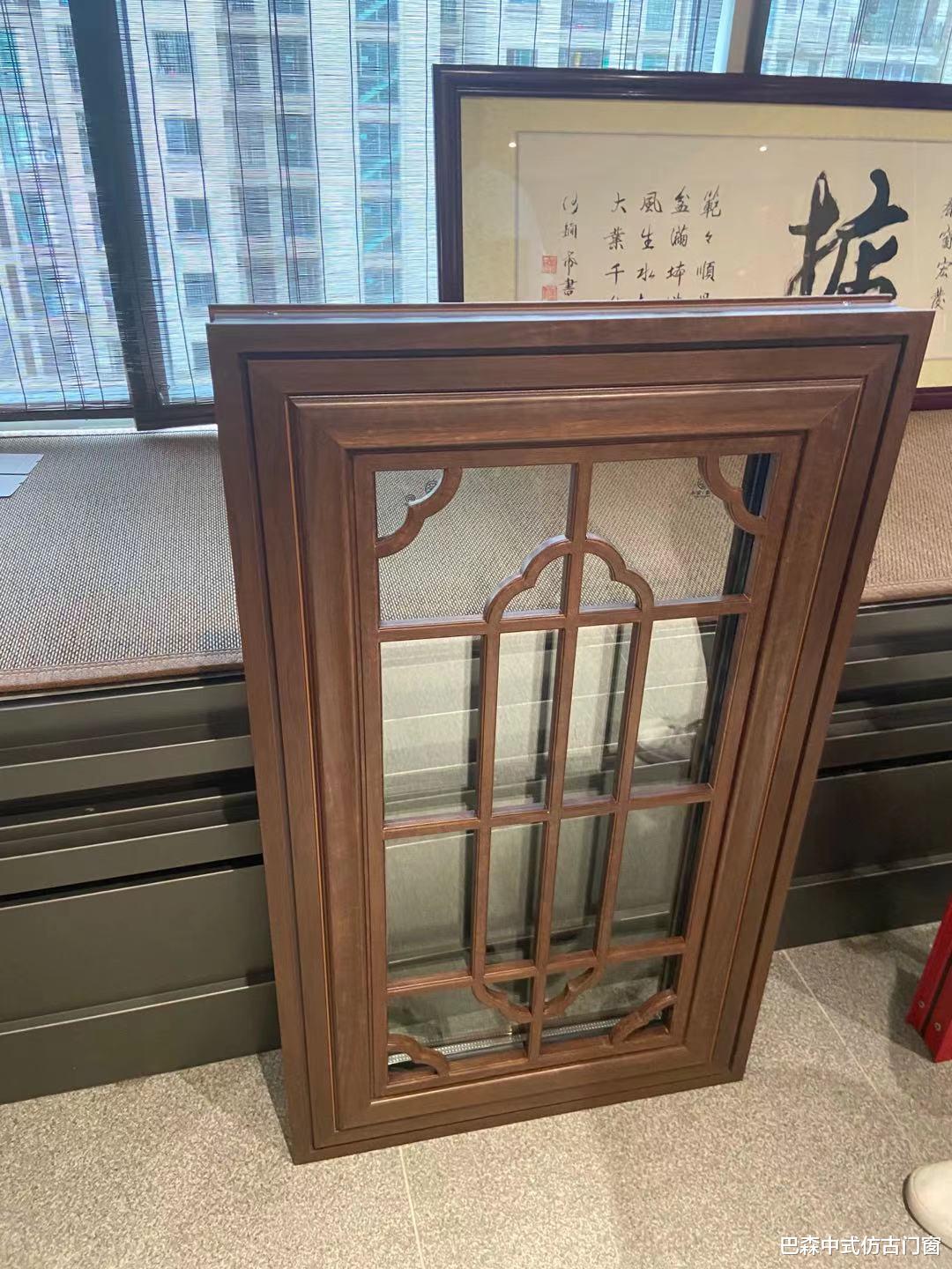 复古门窗花格图片大全选择哪家成本更加经济合理一点