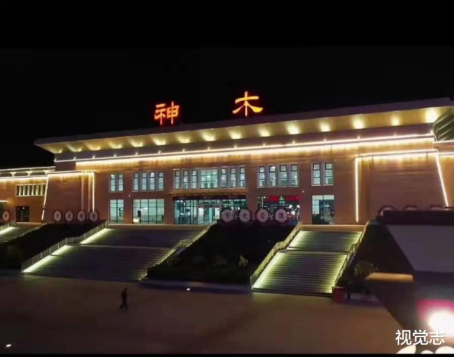 大连|坐直升机去医院，人均GDP超韩国，西北这小县城出圈了！