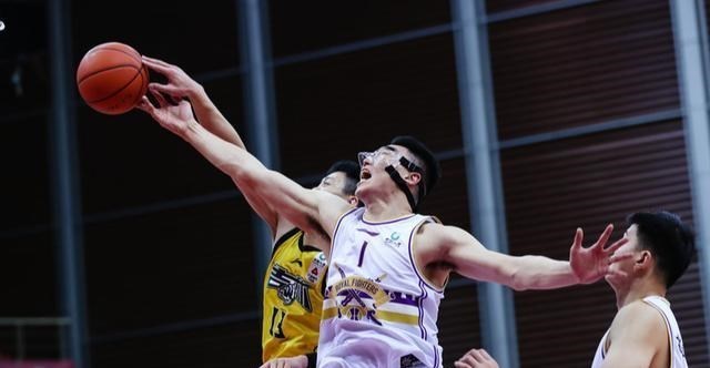 苏州 真要走了？曝北控尝试交易李根，马布里下定决心