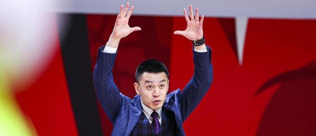 辽宁男篮|辽篮又被针对！付豪加盟成泡影，姚明新政策颁布周琦事件再次发生