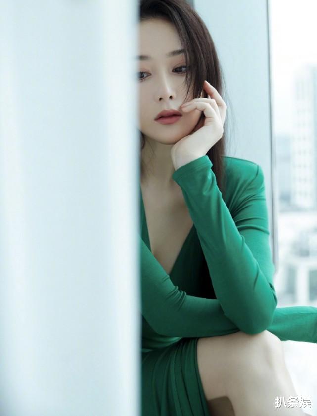 饼干 减肥成功！张馨予晒活动美照大展婀娜身姿，生图比精修还要好看