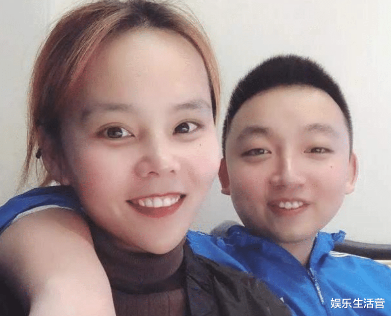 冬至|熊磊倡冬至文明祭祀，称当地冬至日期不同被嘲，网友：等不及演了