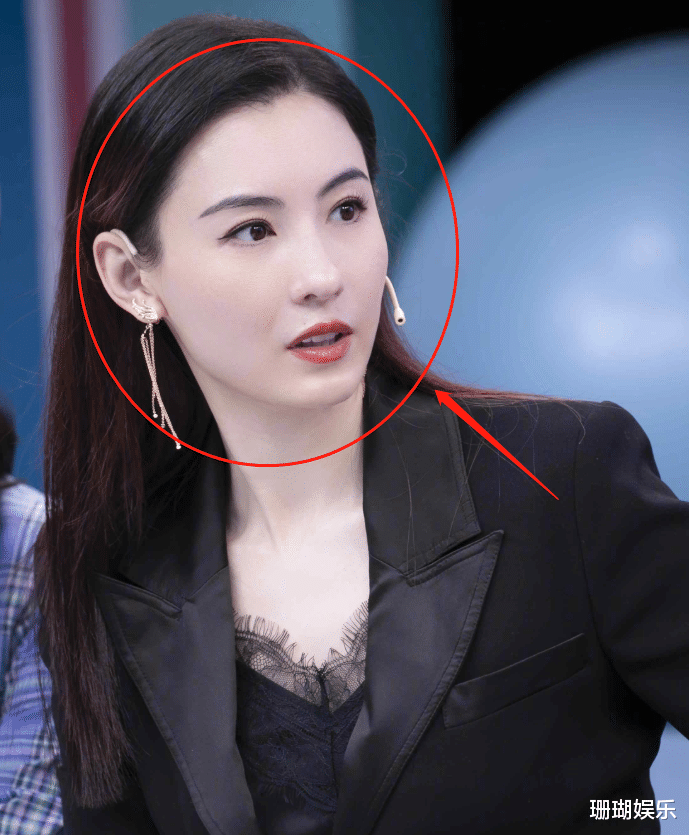 张柏芝|张柏芝穿蕾丝西装又酷又A，没了精修后，40岁皮肤状态却很真实