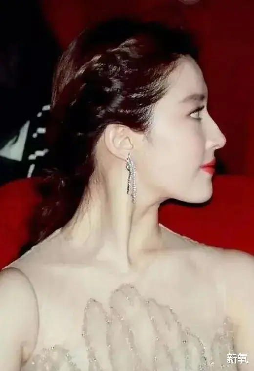 芭莎男士|所有短脸神颜都共用这组鼻部数据？