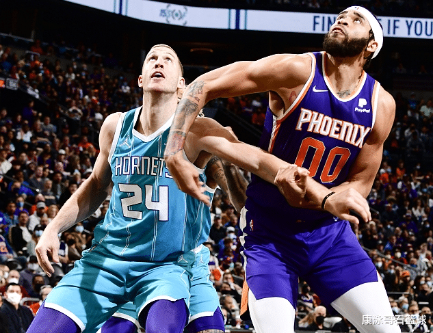 克里斯·保羅|21+15！聯(lián)盟第四！全聯(lián)盟都以為他不行，沒(méi)想到保羅又把他激活了