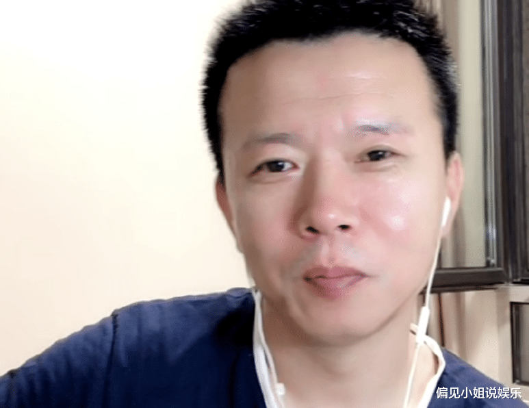 |一分钱难倒英雄汉！郭德纲徒弟为赚钱集体转型，搞直播花样百出