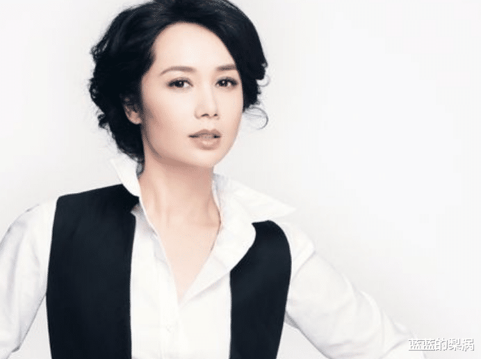 蒋雯丽|蒋雯丽捧红了自己的外甥女，却不提自己儿子，看到照片后怪不得不公开