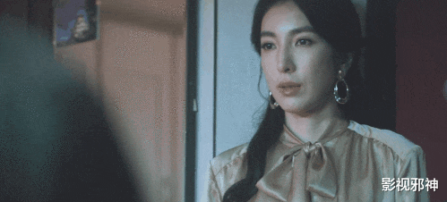 华灯初上|童年女神挑战尺度，她真豁出去了