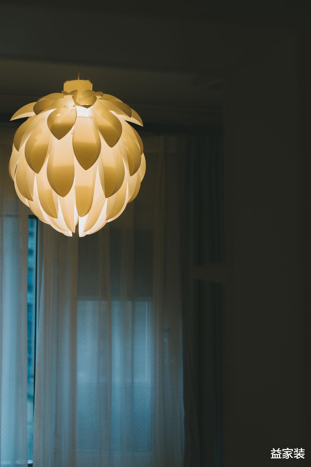 50平方米的一居室，摇身变成了仙女的家，衣帽间大餐厅样样皆全